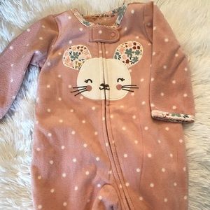 3/$10 ❤️ Carters Fleeces Footed Pajamas 3 months
